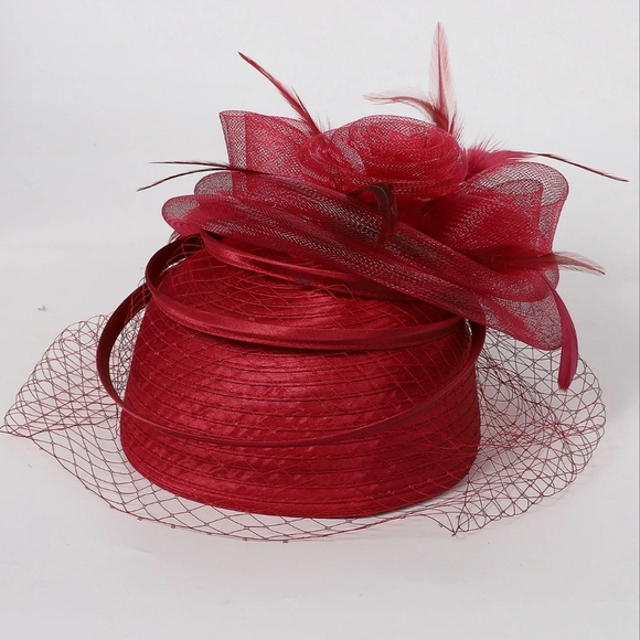 Elegant Deep Red Wine Braided Pillbox Exquisite Lace Veil and Tulle Flow… - Picture 3 of 4